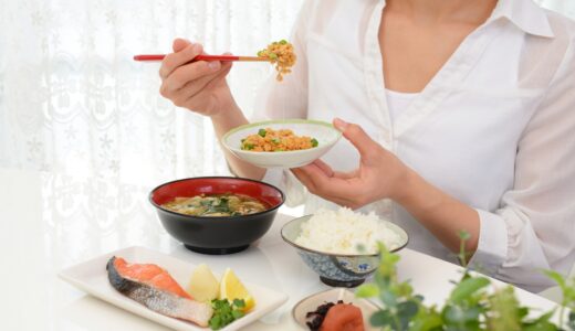 夏バテと食べ物・食事の関係とは？対策に効果的な栄養素や防止する方法を解説